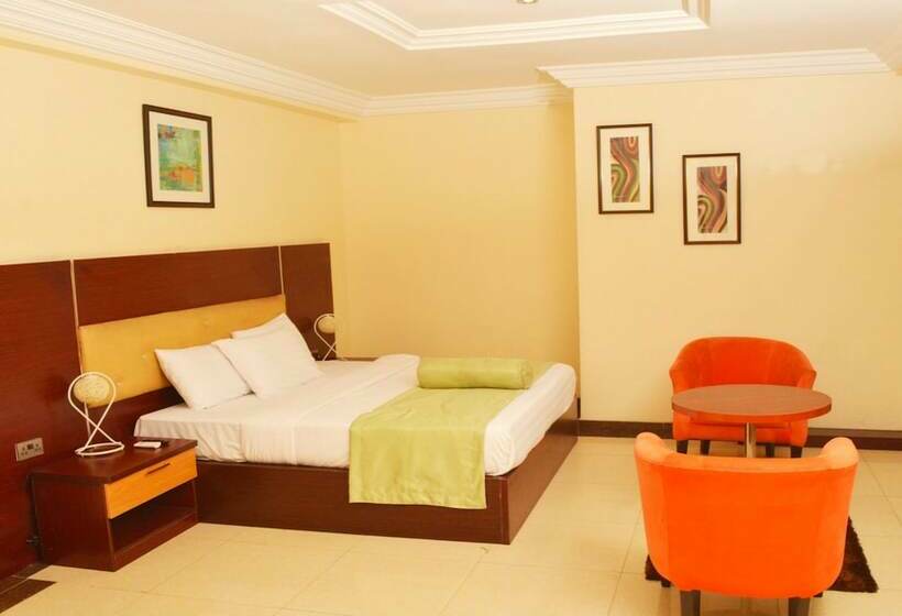 اتاق لوکس, Sweet Spirit Hotel And Suites Danag Port Harcourt