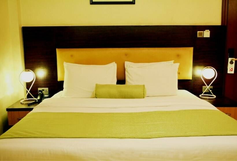 اتاق لوکس, Sweet Spirit Hotel And Suites Danag Port Harcourt