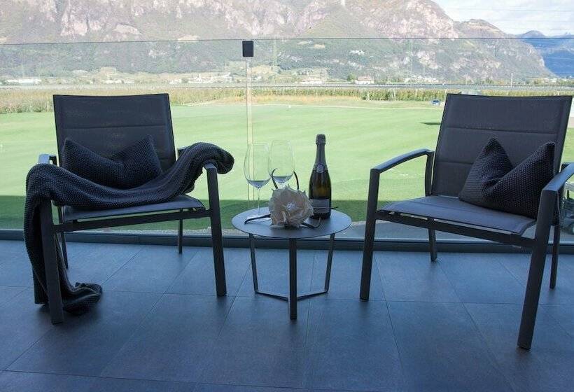 Люкс Комфорт, The Lodge Sporthotel   Golfclub Eppan
