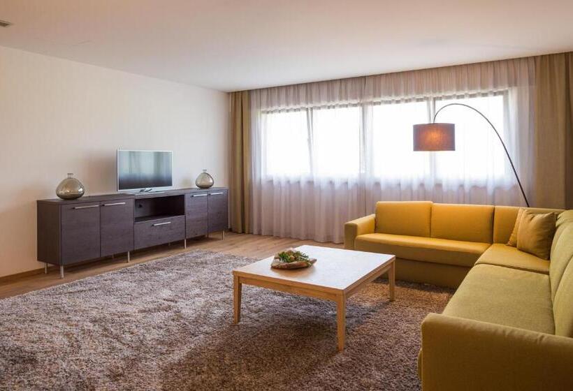 جناح سوبيريور, The Lodge Sporthotel   Golfclub Eppan