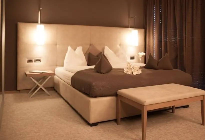 ガーデンビューデラックスルーム, The Lodge Sporthotel   Golfclub Eppan