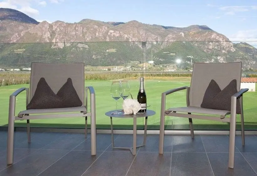 ガーデンビューデラックスルーム, The Lodge Sporthotel   Golfclub Eppan