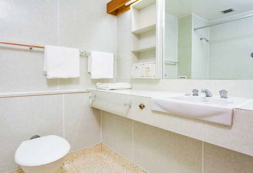 标准工作室, The Redwood