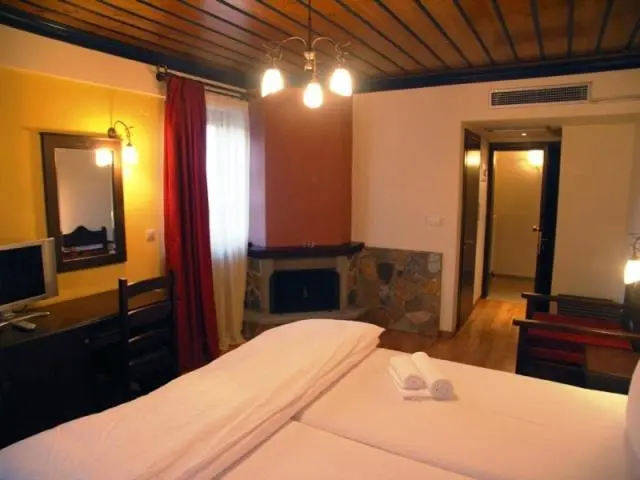 Superior Kolmen Hengen Huone, Zagori Philoxenia