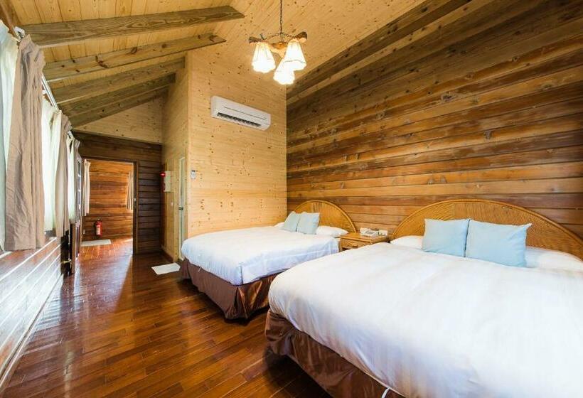 کلبه ییلاقی, Kentington Resort