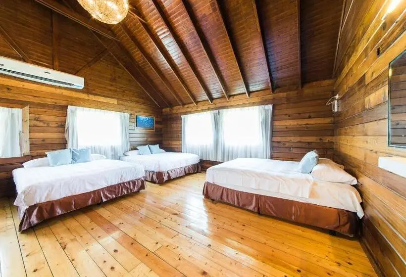 بانگلوی استاندارد, Kentington Resort