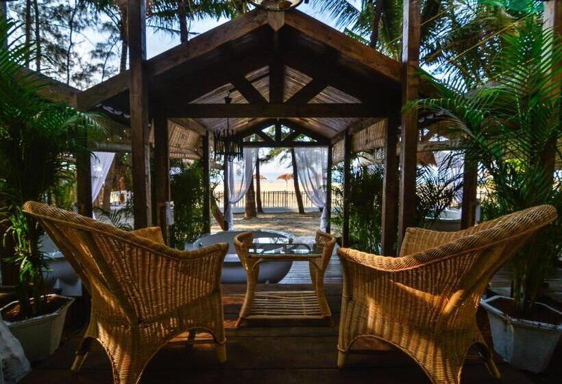 キャビン, Larisa Beach Resort