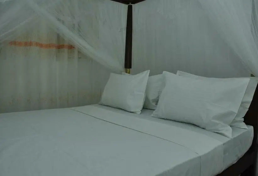 デラックスルーム, Dinuri Villa