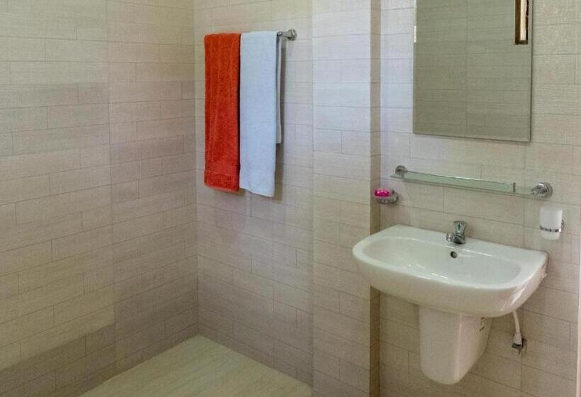 חדר דלוקס, Dinuri Villa