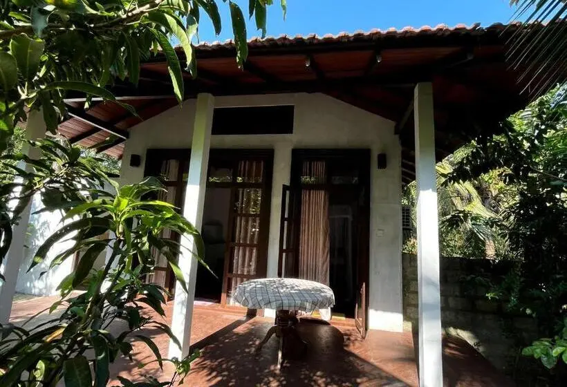 ガーデンビューの１ベッドルームビラ, Dinuri Villa