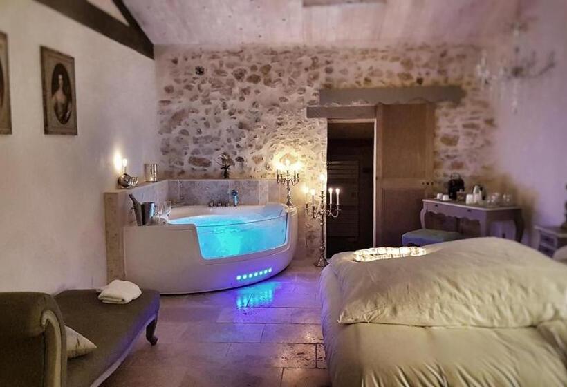 غرفة قياسية, Le Domaine Saint Martin