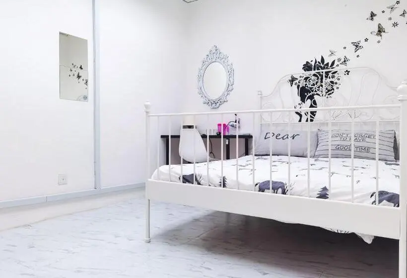エコノミールーム, G Traveler Accommodation   Hostel