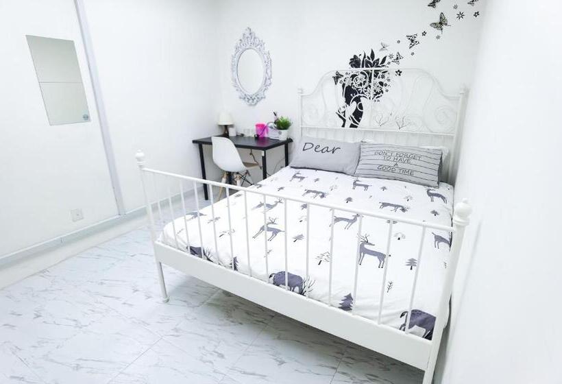 Номер Economy, G Traveler Accommodation Hostel