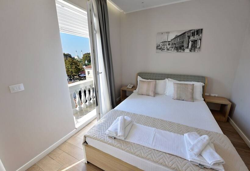 스탠다드 룸, Alis