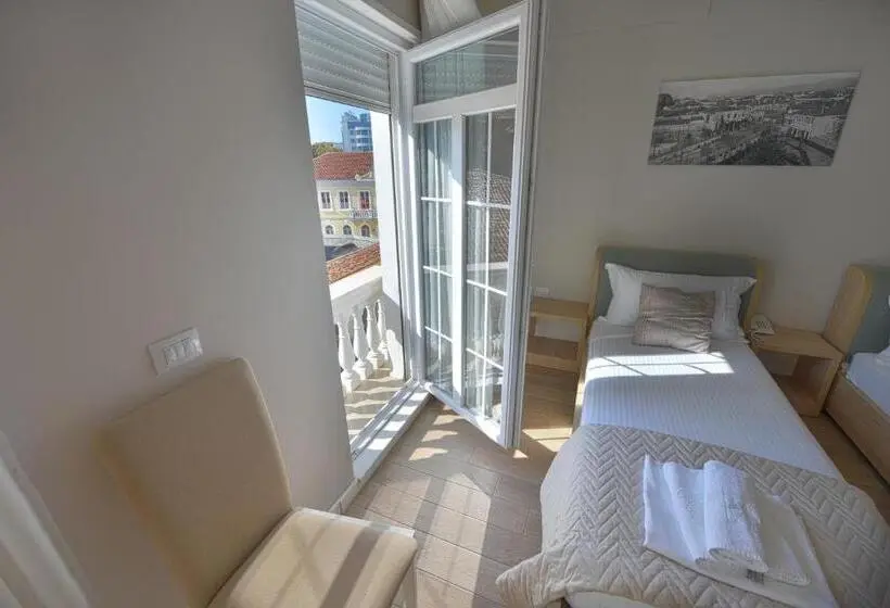 Quarto standard, Alis