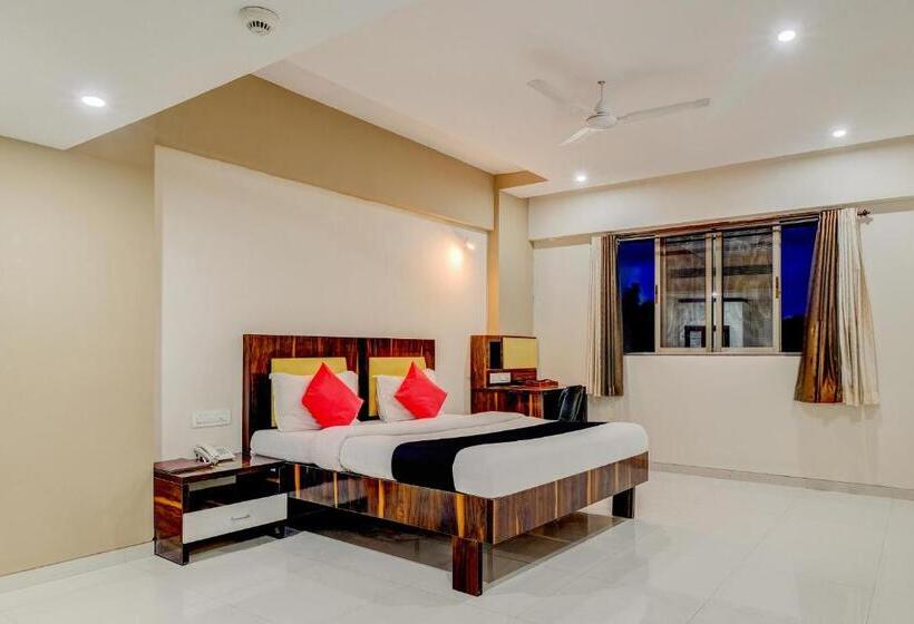 חדר אקזקיוטיב, Dhuri Resort