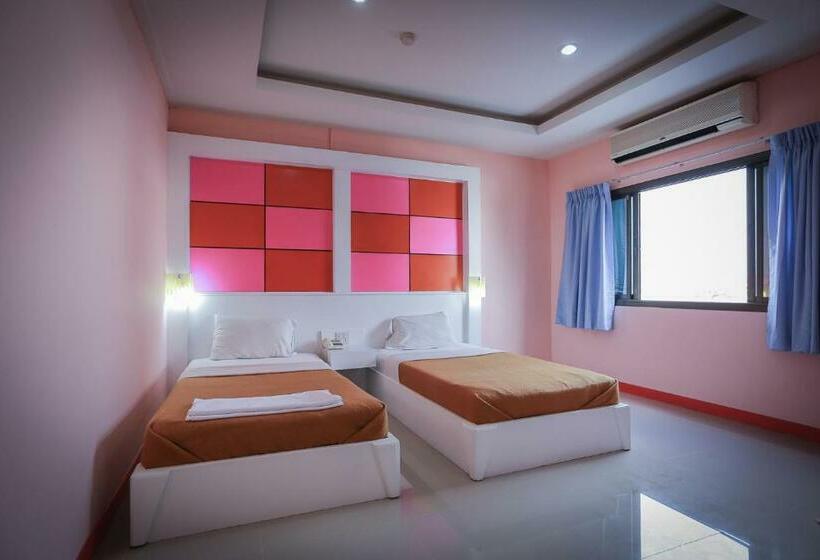 חדר דלוקס, Grand Leo