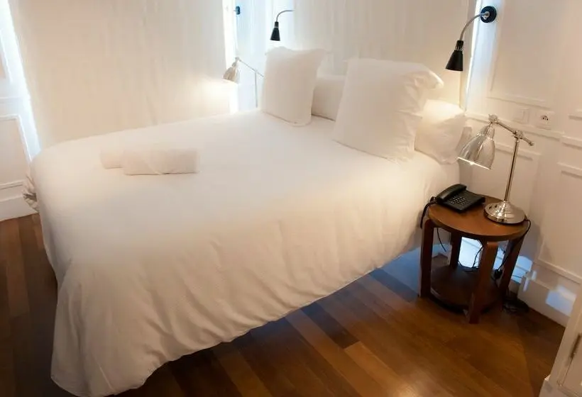 اتاق استاندارد, Grand Hotel Urban