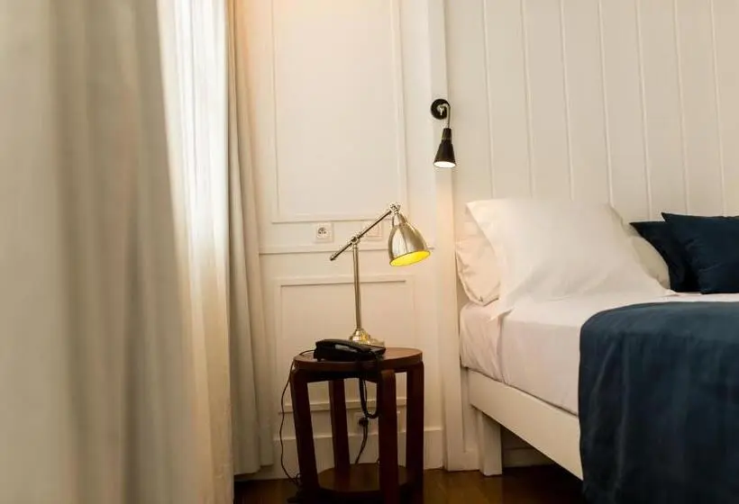 اتاق استاندارد, Grand Hotel Urban