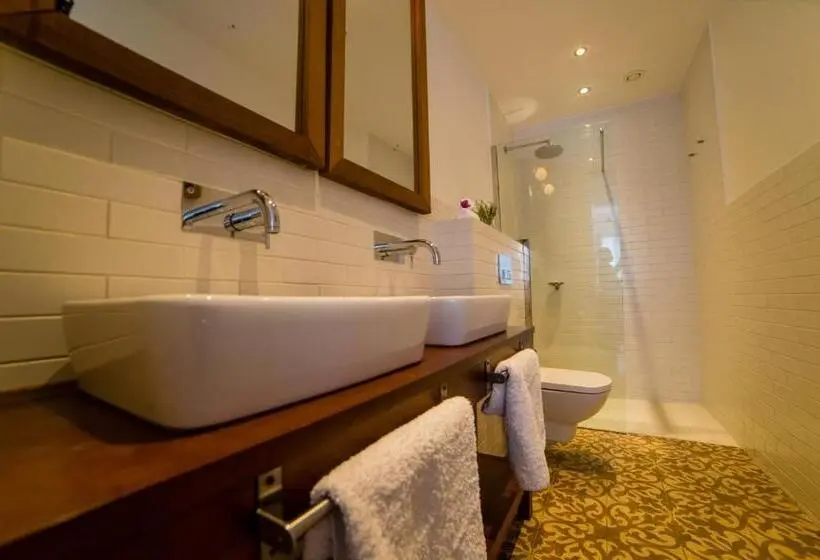 Suite with Terrace, Grand Hotel Urban