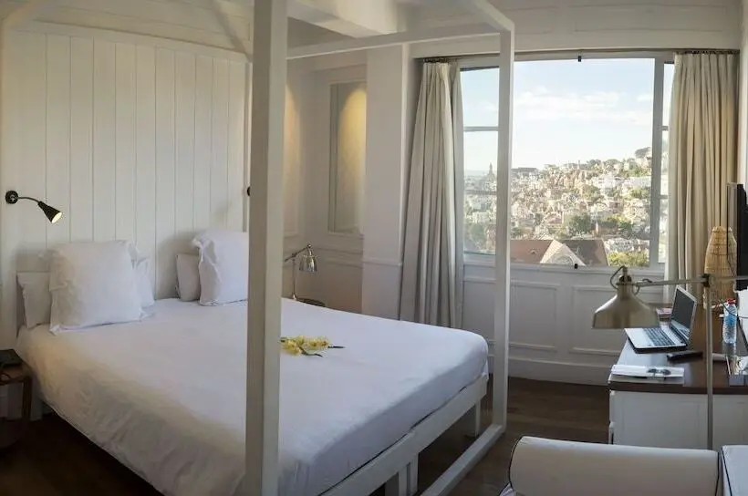 اتاق استاندارد, Grand Hotel Urban