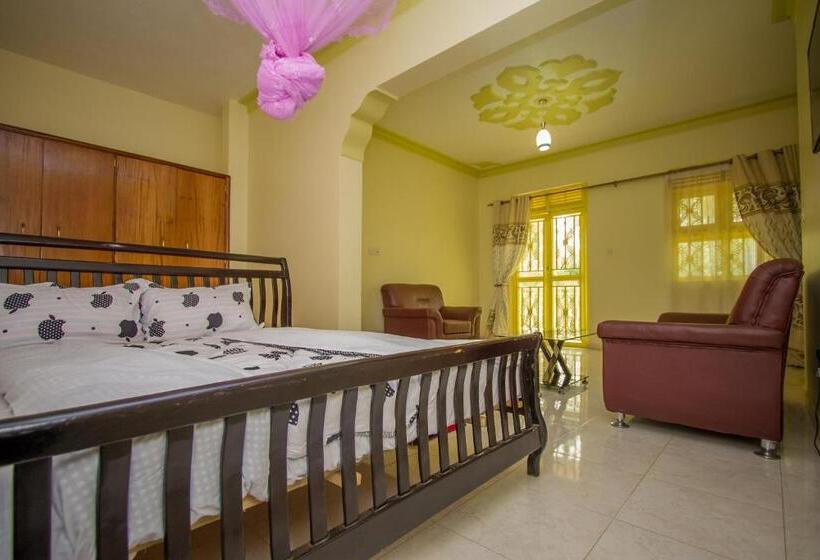 سوئیت با تخت بزرگ, Heras Country Resort