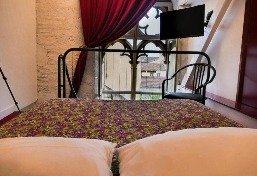 חדר סטנדרט לשלושה, Hôtel Jean Xxii