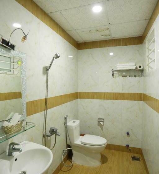 اتاق لوکس, Lys