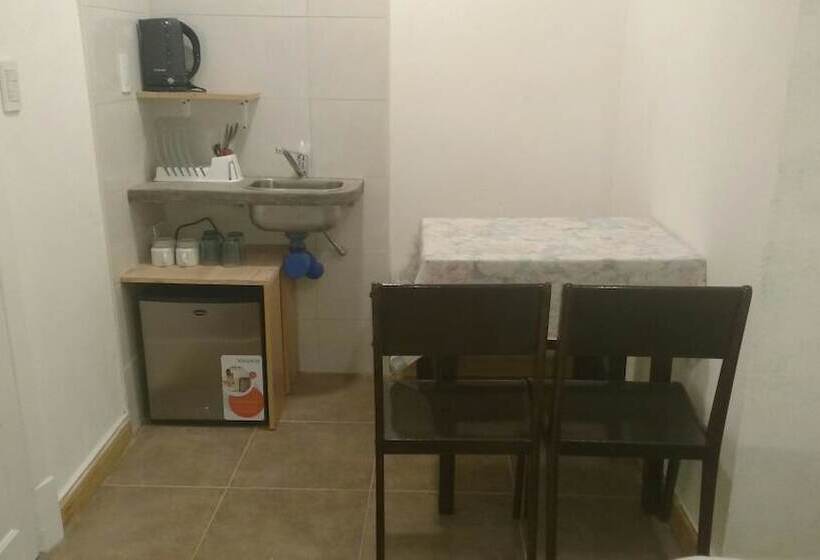 スタンダード4人部屋, Messina