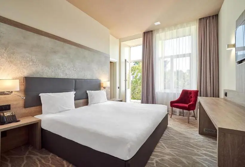 Cameră Superior cu Priveliște către Oraș, Radisson Hotel City Centre Odesa