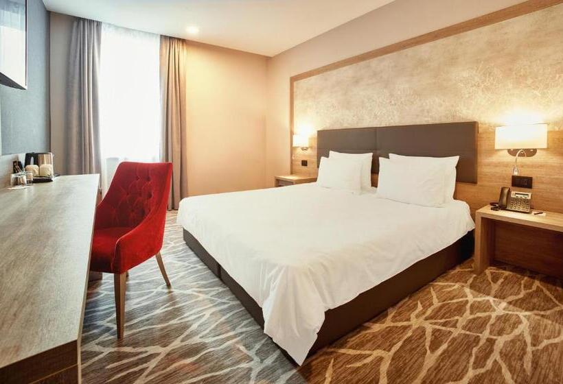 Pokój Superior z Widokiem, Radisson Hotel City Centre Odesa