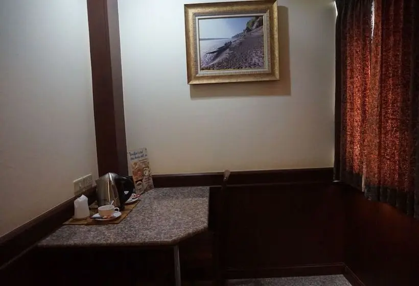 اتاق استاندارد, Nartsiri