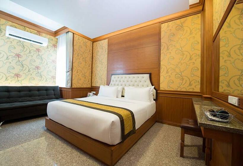 غرفة ديلوكس, Nartsiri