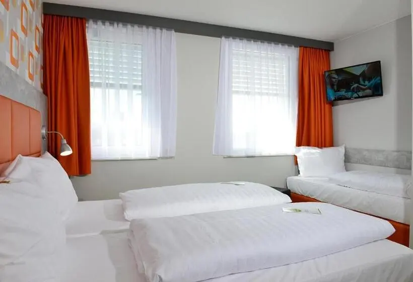 スタンダードトリプルルーム, Sleepysleepy Hotel Gießen