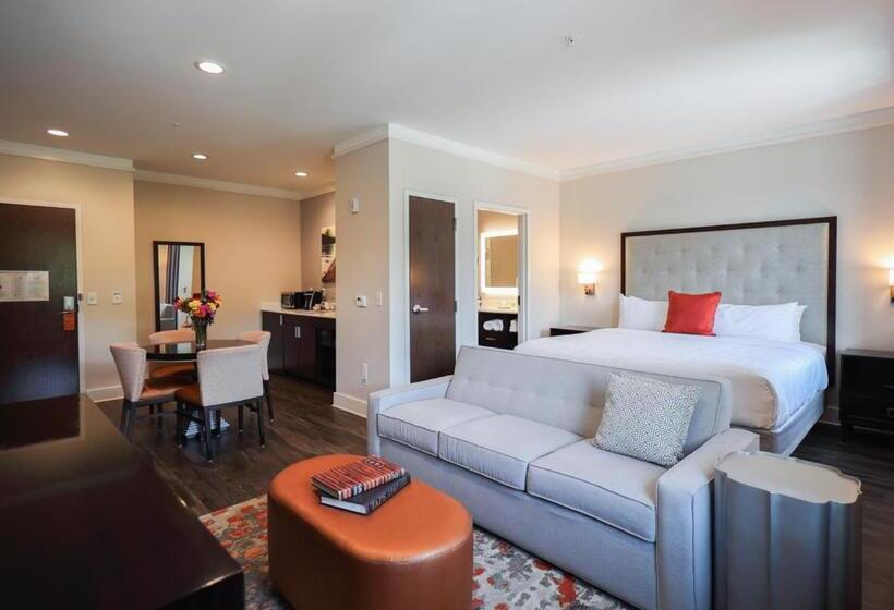 キングサイズベッドのスタンダードルーム, The Abernathy