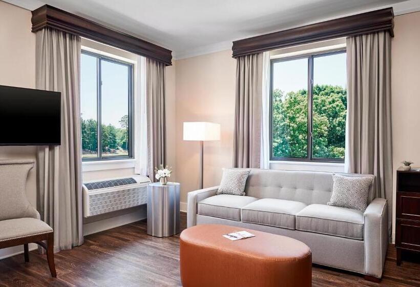 Premium room with view, The Abernathy