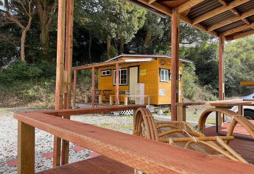 Семейное Бунгало, Freedom2 Hostel