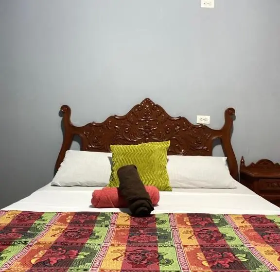 اتاق خانوادگی, Havana Hostel Cali & Dance School