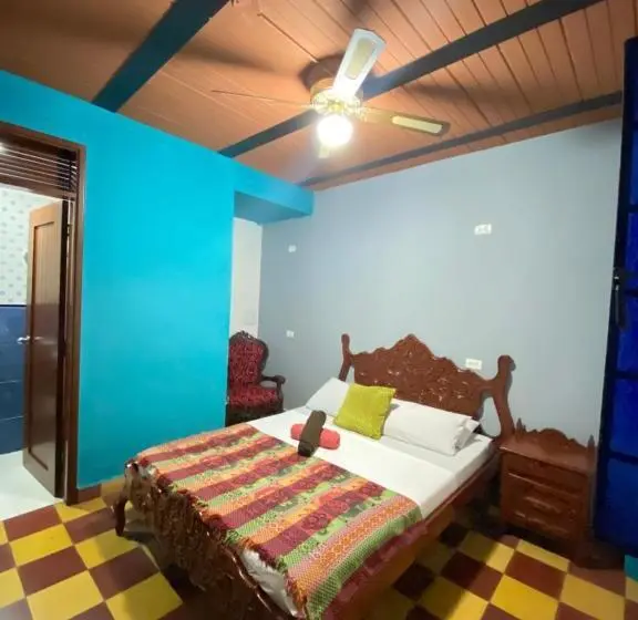 اتاق خانوادگی, Havana Hostel Cali & Dance School