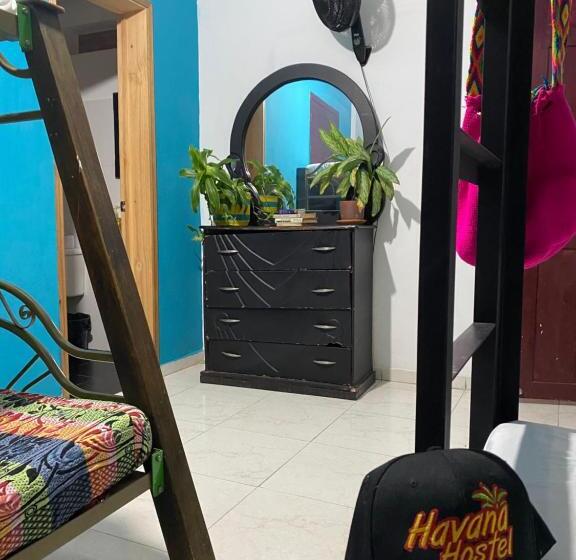ファミリールーム, Havana Hostel Cali & Dance School