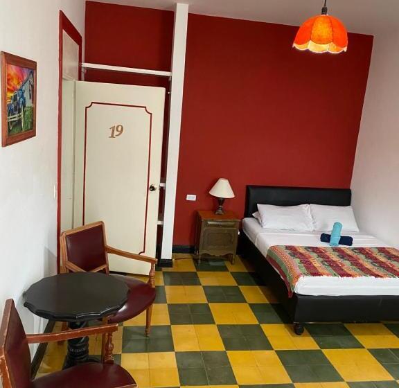 标准房带园景, Havana Hostel Cali & Dance School