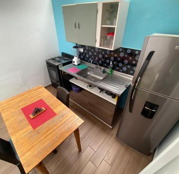 اتاق استاندارد با چشم‌انداز باغ, Havana Hostel Cali & Dance School