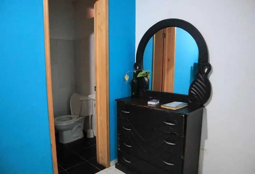 اتاق خانوادگی, Havana Hostel Cali & Dance School