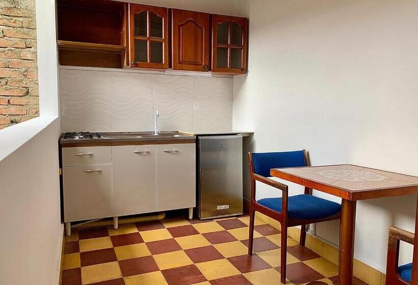 ガーデンビュースタンダードルーム, Havana Hostel Cali & Dance School