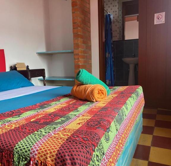 标准间带山景, Havana Hostel Cali & Dance School