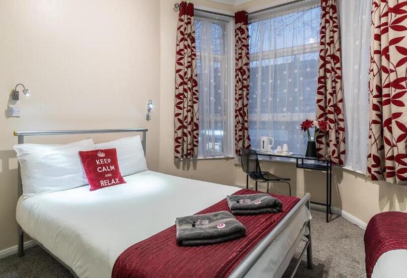 标准三人间, Hellenic