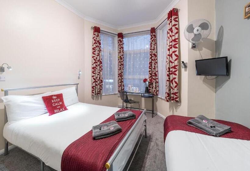 标准三人间, Hellenic