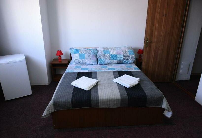 Номер Стандарт, Hostel Ruxandra