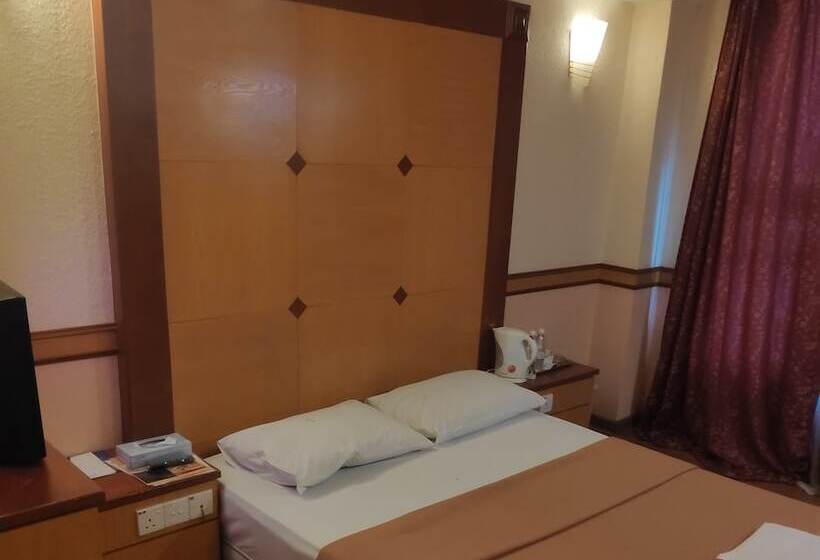 חדר דלוקס, Flora Place