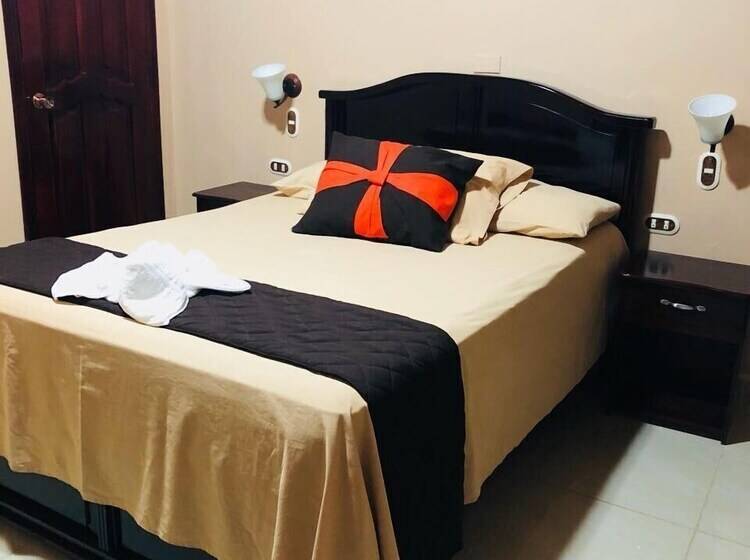 اتاق استاندارد سه نفره, San Sebastian